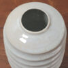 Vase en grès – Ruche blanc nacré – Image 3